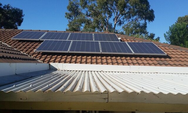 cropped-solar-panels-2685357_640.jpg