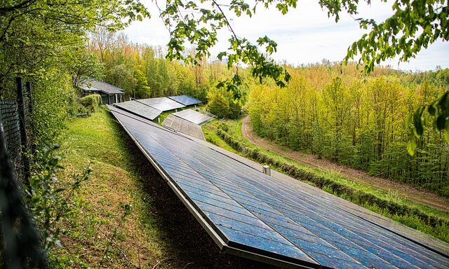 cropped-solar-panels-7036413_640.jpg